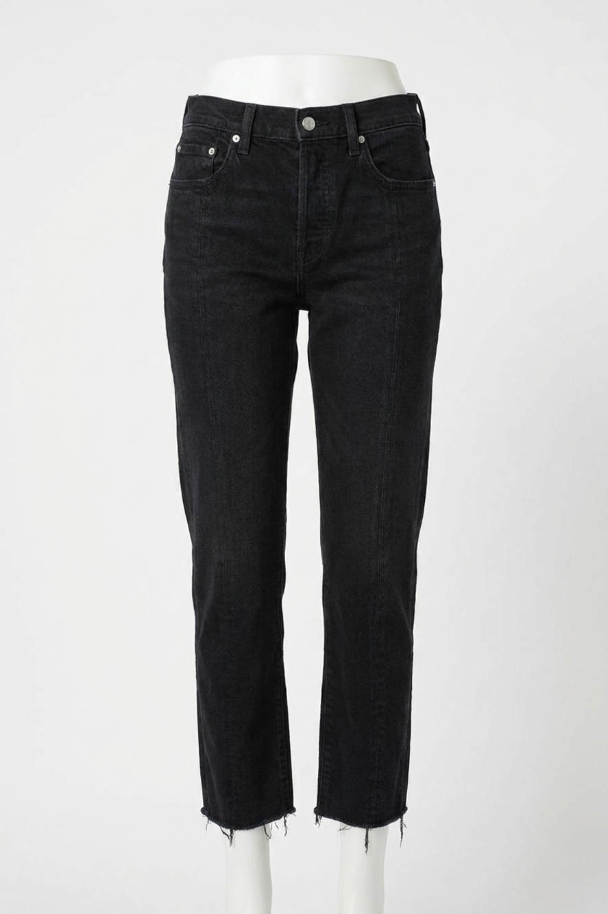 NEW DAZE your favorite mom jeans in curfew black